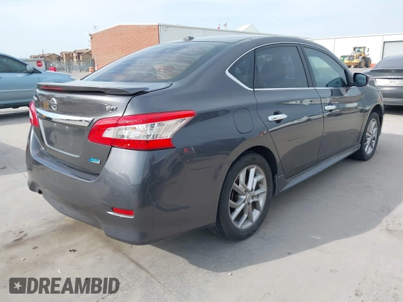 2014 Nissan Sentra SV z VIN 3N1AB7AP5EY226487, wystawiony jako IAAI lot #42053736 z przebiegiem 100 110 mil mil oraz . Historia ofert i sprzedaży dostępna na DreamBid. Obrazek 4.