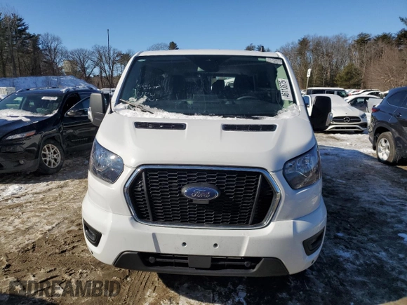 2024 Ford Transit Passenger XL z VIN 1FBAX2YG7RKA10866, wystawiony jako Copart lot #46113675 z przebiegiem 23 189 mil mil oraz Czysty tytuł • Clean title. Historia ofert i sprzedaży dostępna na DreamBid. Obrazek 5.