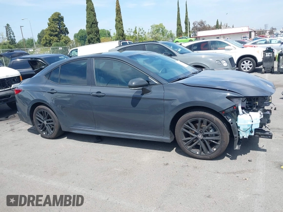 2025 Toyota Camry LE with VIN 4T1DAACK8SU546764, listed as a IAAI auction lot 41981231 with 2,338 mi miles and . Bid and sale history available at DreamBid. Image 14.