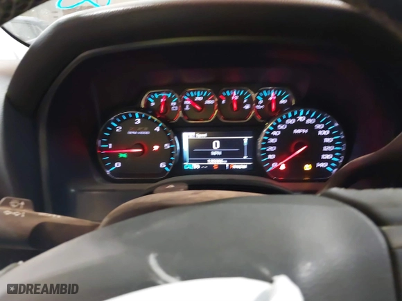 2015 Chevrolet Silverado 1500 LT with VIN 3GCUKREC4FG147784, listed as a IAAI auction lot 41501887 with 135,086 mi miles. Bid and sale history available at carsss.com. Image 7.