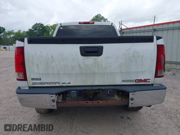 2008 GMC Sierra 1500 Work Truck z VIN 2GTEK133981178274, wystawiony jako IAAI lot #42146222 z przebiegiem 246 353 mil mil oraz . Historia ofert i sprzedaży dostępna na DreamBid. Obrazek 16.