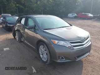 2013 Toyota Venza LE with VIN 4T3BA3BB4DU045501, listed as a IAAI auction lot 40117866 with 184,089 mi miles. Bid and sale history available at carsss.com. Image 1.