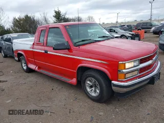 1998 Chevrolet Silverado 1500 with VIN 2GBEC19R1W1179817, listed as a IAAI auction lot 41724150 with 59,833 mi miles and . Bid and sale history available at DreamBid. Image 1.