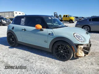 2018 MINI Hardtop Cooper S with VIN WMWXP7C53J2A48284, listed as a Copart auction lot 84678624 with 158,683 mi miles and Salvage Title. Bid and sale history available at DreamBid. Image 4.