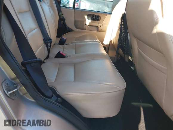 2003 Land Rover Discovery with VIN SALTL164X3A811039, listed as a IAAI auction lot 41142227 with Not Provided miles and . Bid and sale history available at DreamBid. Image 8.