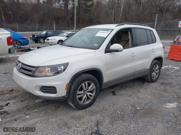 2017 Volkswagen Tiguan S with VIN WVGAV7AXXHK028507, listed as a IAAI auction lot 41389643 with 97,367 mi miles. Bid and sale history available at carsss.com. Image 17.