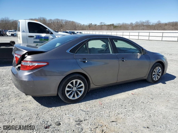 2015 Toyota Camry XLE with VIN 4T1BF1FK7FU907217, listed as a Copart auction lot 47432125 with 177,035 mi miles and Salvage Title. Bid and sale history available at carsss.com. Image 3.