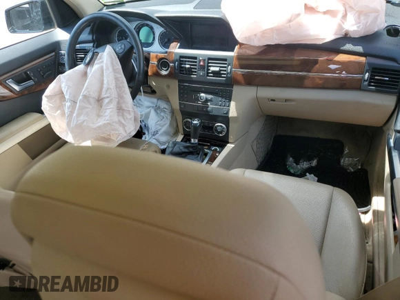 2012 Mercedes-Benz GLK 350 with VIN WDCGG8HB9CF759398, listed as a Copart auction lot 63284534 with 104,713 mi miles and Salvage Title. Bid and sale history available at DreamBid. Image 8.