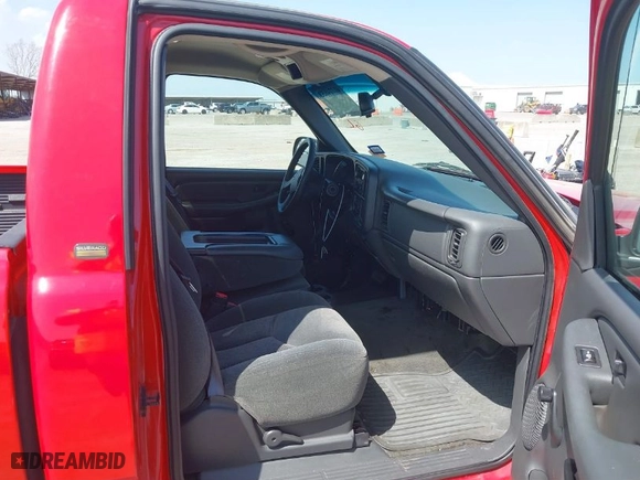 2003 Chevrolet Silverado 1500 with VIN 1GCEC14X93Z227763, listed as a IAAI auction lot 41774653 with 71,648 mi miles. Bid and sale history available at carsss.com. Image 5.