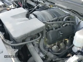 2014 Chevrolet Silverado 1500 LT z VIN 3GCUKREH7EG189022, wystawiony jako IAAI lot #42394319 z przebiegiem 135 672 mil mil oraz . Historia ofert i sprzedaży dostępna na DreamBid. Obrazek 19.