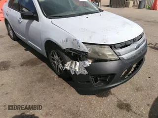 2010 Ford Fusion S with VIN 3FAHP0GA8AR108502, listed as a IAAI auction lot 41904920 with 1 mi miles. Bid and sale history available at carsss.com. Image 6.