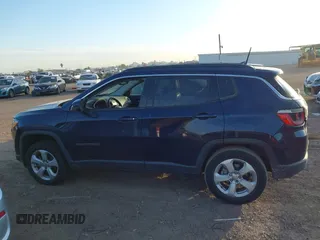 2017 Jeep Compass Latitude z VIN 3C4NJCBB2HT682199, wystawiony jako IAAI lot #42180451 z przebiegiem 111 557 mil mil oraz . Historia ofert i sprzedaży dostępna na DreamBid. Obrazek 14.