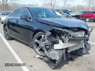 2022 Mercedes-Benz A 220 z VIN W1K3G4FB1NJ361754, wystawiony jako IAAI lot #41795258 z przebiegiem Nie podano mil oraz . Historia ofert i sprzedaży dostępna na DreamBid. Obrazek 1.
