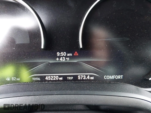 2020 BMW 3 Series 330i xDrive with VIN 3MW5R7J09L8B43636, listed as a IAAI auction lot 41924983 with 45,220 mi miles and . Bid and sale history available at DreamBid. Image 7.
