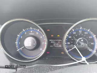 2012 Hyundai Sonata Limited z VIN 5NPEC4ABXCH407156, wystawiony jako IAAI lot #42508761 z przebiegiem 114 398 mil mil oraz . Historia ofert i sprzedaży dostępna na DreamBid. Obrazek 7.
