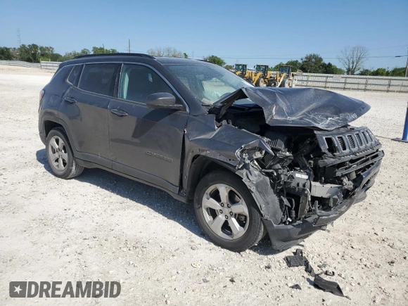 2019 Jeep Compass Latitude with VIN 3C4NJCBB5KT654713, listed as a Copart auction lot 52508305 with 113,586 mi miles and Salvage title. Bid and sale history available at DreamBid. Image 4.
