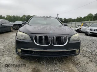2010 BMW 7 Series 750Li xDrive z VIN WBAKC8C59ACY68940, wystawiony jako Copart lot #68335353 z przebiegiem 168 470 mil mil oraz Szkoda całkowita • Salvage title. Historia ofert i sprzedaży dostępna na DreamBid. Obrazek 5.
