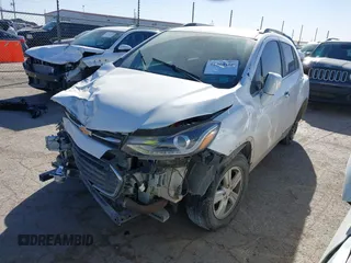 2019 Chevrolet Trax LT with VIN 3GNCJLSB0KL150987, listed as a IAAI auction lot 41408466 with 113,451 mi miles and . Bid and sale history available at carsss.com. Image 17.