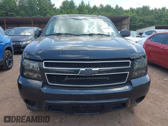 2008 Chevrolet Tahoe LS with VIN 1GNFC13C58R105676, listed as a IAAI auction lot 42603839 with 322,614 mi miles and . Bid and sale history available at DreamBid. Image 6.