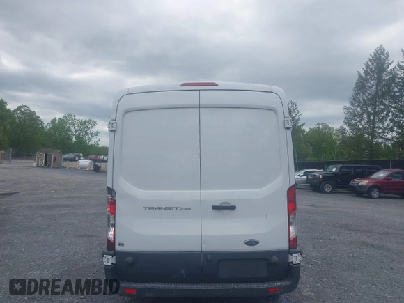 2017 Ford Transit с VIN 1FTYR2CM9HKA29452, выставлен на аукционе IAAI как лот 40908401 с пробегом 110 867 миль миль и . История ставок и продаж доступна на DreamBid. Изображение 16.