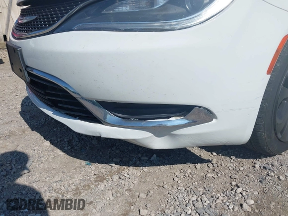 2015 Chrysler 200 Limited с VIN 1C3CCCAB2FN707428, выставлен на аукционе IAAI как лот 42633579 с пробегом 138 291 миль миль и . История ставок и продаж доступна на DreamBid. Изображение 6.