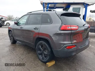 2017 Jeep Cherokee Limited with VIN 1C4PJMDB4HW664678, listed as a IAAI auction lot 39110325 with 47,880 mi miles and . Bid and sale history available at DreamBid. Image 3.