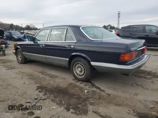 1984 Mercedes-Benz 500 z VIN WDBCA37B8EA085222, wystawiony jako Copart lot #87462054 z przebiegiem 205 226 mil mil oraz Tytuł czysty. Historia ofert i sprzedaży dostępna na DreamBid. Obrazek 2.