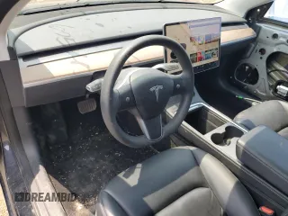 2023 Tesla Model 3 z VIN 5YJ3E1EA6PF579920, wystawiony jako Copart lot #60543565 z przebiegiem 55 574 mil mil oraz Czysty tytuł • Clean title. Historia ofert i sprzedaży dostępna na DreamBid. Obrazek 8.