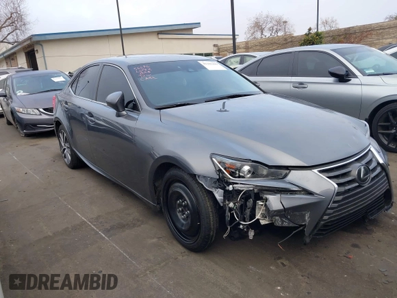 2020 Lexus IS 300 z VIN JTHDA1D24L5107168, wystawiony jako IAAI lot #41101439 z przebiegiem 76 240 mil mil oraz . Historia ofert i sprzedaży dostępna na DreamBid. Obrazek 14.