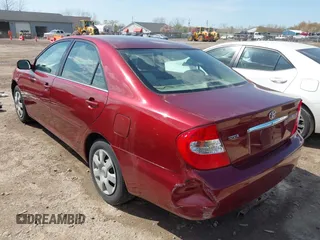 2004 Toyota Camry LE with VIN 4T1BE32K34U377605, listed as a IAAI auction lot 42107813 with 110,724 mi miles. Bid and sale history available at carsss.com. Image 3.