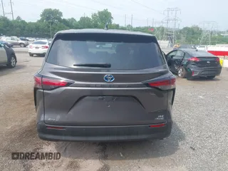 2021 Toyota Sienna XLE with VIN 5TDYSKFC9MS014413, listed as a IAAI auction lot 42449852 with 111,712 mi miles and . Bid and sale history available at DreamBid. Image 16.