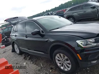 2018 Volkswagen Tiguan SEL with VIN 3VV3B7AX4JM022644, listed as a IAAI auction lot 42422831 with 115,066 mi miles and . Bid and sale history available at DreamBid. Image 12.
