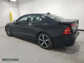 2025 Volvo S60 Core with VIN 7JRL12GJ0SG364550, listed as a Copart auction lot 52883295 with 14,275 mi miles and Clean Title. Bid and sale history available at carsss.com. Image 2.