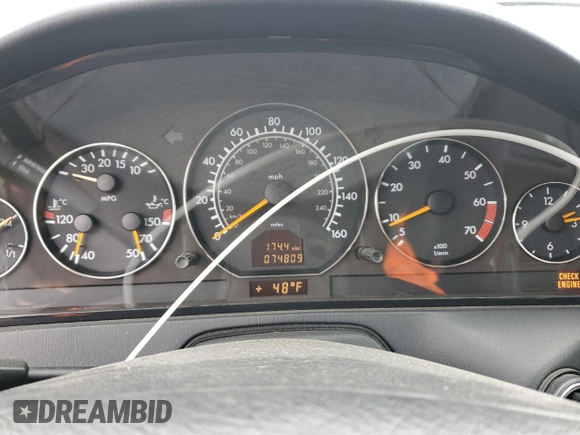 1999 Mercedes-Benz SL-Class with VIN WDBFA68F0XF184008, listed as a Copart auction lot 84998014 with 74,809 mi miles and Salvage Title. Bid and sale history available at carsss.com. Image 9.
