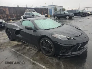 2021 Chevrolet Corvette 1LT with VIN 1G1YA2D42M5107951, listed as a Copart auction lot 86632094 with 27,590 mi miles and Salvage Title. Bid and sale history available at carsss.com. Image 4.