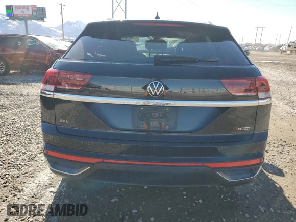 2021 Volkswagen Atlas SEL z VIN 1V2BC2CA5MC235030, wystawiony jako Copart lot #46378545 z przebiegiem 31 212 mil mil oraz Szkoda całkowita • Salvage title. Historia ofert i sprzedaży dostępna na DreamBid. Obrazek 6.