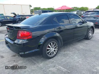 2014 Dodge Avenger SE z VIN 1C3CDZAB2EN148994, wystawiony jako IAAI lot #42354022 z przebiegiem 111 724 mil mil oraz . Historia ofert i sprzedaży dostępna na DreamBid. Obrazek 4.
