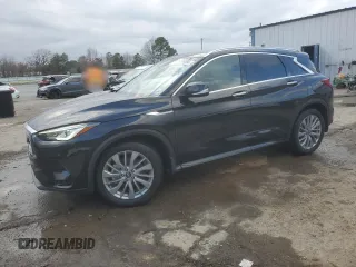 2023 Infiniti QX50 Luxe z VIN 3PCAJ5BA1PF117604, wystawiony jako Copart lot #43760365 z przebiegiem 28 742 mil mil oraz Szkoda całkowita • Salvage title. Historia ofert i sprzedaży dostępna na DreamBid. Obrazek 1.