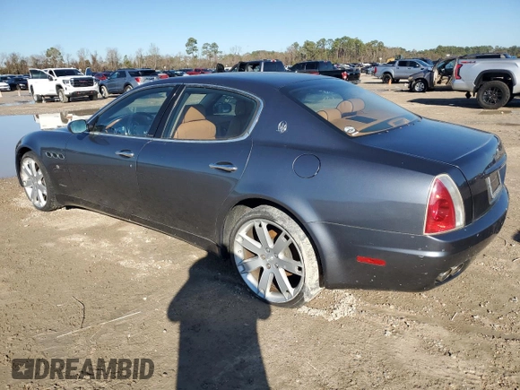 2006 Maserati Quattroporte z VIN ZAMCE39A860026491, wystawiony jako Copart lot #43785435 z przebiegiem 65 168 mil mil oraz Czysty tytuł • Clean title. Historia ofert i sprzedaży dostępna na DreamBid. Obrazek 2.