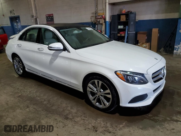 2016 Mercedes-Benz C 300 Luxury with VIN 55SWF4KB3GU105673, listed as a Copart auction lot 51456095 with 80,546 mi miles and Clean Title. Bid and sale history available at DreamBid. Image 4.