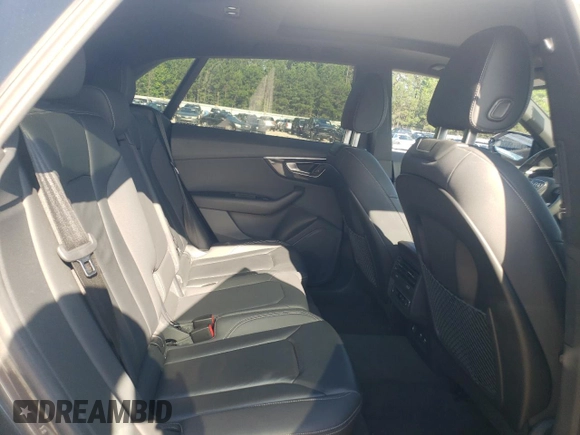 2019 Audi Q8 Premium с VIN WA1AVAF11KD010103, выставлен на аукционе Copart как лот 61801585 с пробегом 26 625 миль миль и Списание • Salvage title. История ставок и продаж доступна на DreamBid. Изображение 11.