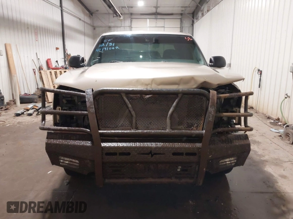 2006 Chevrolet Silverado 1500 LT1 with VIN 2GCEK13Z561329466, listed as a IAAI auction lot 41191062 with 208,661 mi miles. Bid and sale history available at carsss.com. Image 13.