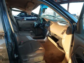 2004 Honda Pilot EX with VIN 2HKYF18624H620101, listed as a IAAI auction lot 41841945 with 196,158 mi miles. Bid and sale history available at carsss.com. Image 5.