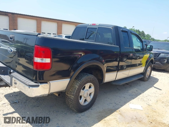 2004 Ford F-150 XLT with VIN 1FTPX14514NC37871, listed as a IAAI auction lot 42614194 with 125,724 mi miles and . Bid and sale history available at DreamBid. Image 4.