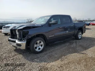 2019 Ram 1500 Big Horn z VIN 1C6SRFFT1KN621098, wystawiony jako Copart lot #52895395 z przebiegiem 66 458 mil mil oraz Szkoda całkowita • Salvage title. Historia ofert i sprzedaży dostępna na DreamBid. Obrazek 1.
