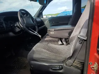 2001 Dodge 1500 z VIN 1B7HF13Z41J597313, wystawiony jako Copart lot #57720805 z przebiegiem 161 711 mil mil oraz Szkoda całkowita • Salvage title. Historia ofert i sprzedaży dostępna na DreamBid. Obrazek 7.
