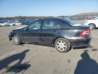 2004 Mercedes-Benz C 320 with VIN WDBRF64JX4F457945, listed as a Copart auction lot 88925605 with Not Provided miles and Salvage Title. Bid and sale history available at DreamBid. Image 2.