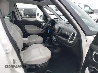 2018 FIAT 500L Trekking with VIN ZFBCFADH6JZ041198, listed as a IAAI auction lot 41063260 with 64,459 mi miles. Bid and sale history available at carsss.com. Image 5.