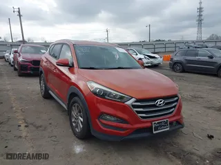 2017 Hyundai Tucson SE Plus with VIN KM8J33A47HU421163, listed as a IAAI auction lot 41512783 with 242,988 mi miles. Bid and sale history available at carsss.com. Image 1.