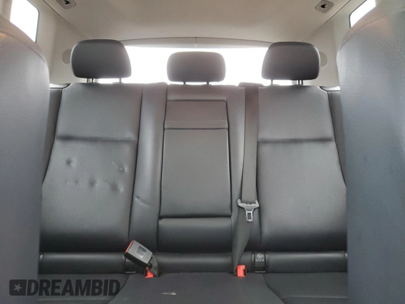 2013 Mercedes-Benz GLK 250 with VIN WDCGG0EB2DG102623, listed as a Copart auction lot 45491145 with 393,461 mi miles and Clean Title. Bid and sale history available at DreamBid. Image 10.
